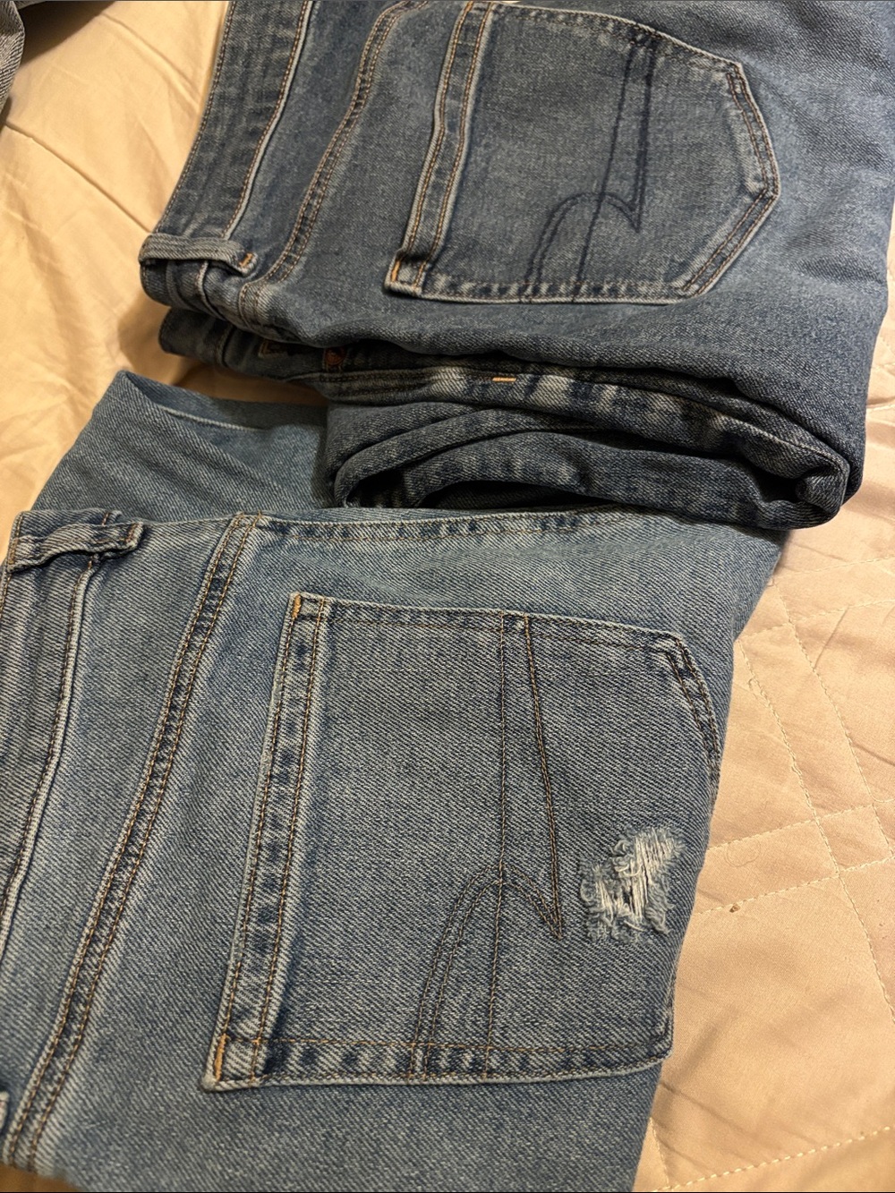 Lot of 2 American Eagle Mom Jeans size 8 Stretch